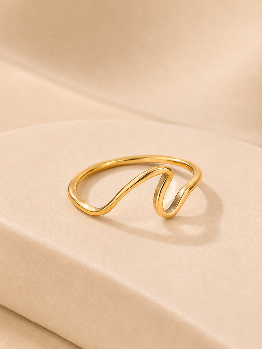 Golden Wave Ring | 18k Gold-Plated Waterproof Ring